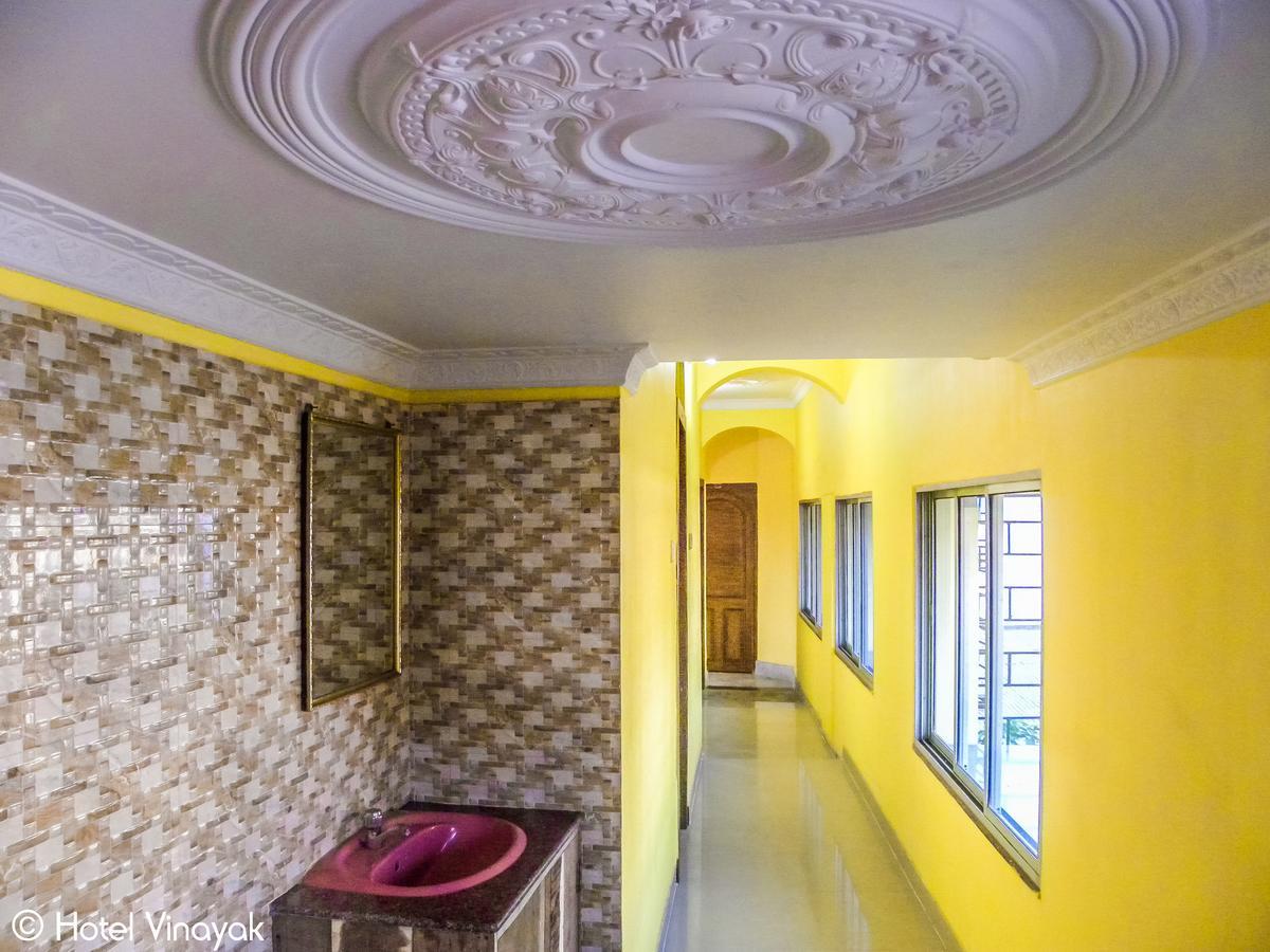 Hotel Vinayak Māldah Exteriér fotografie