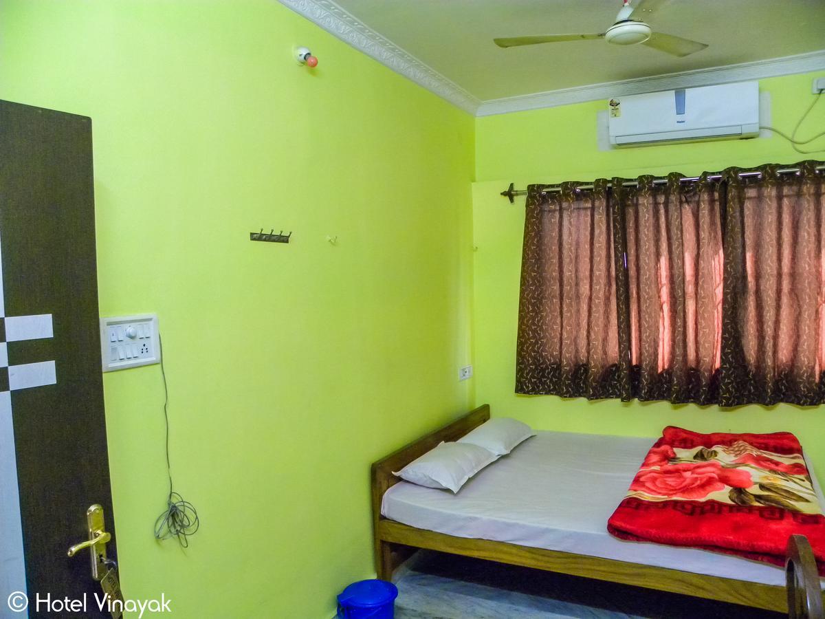 Hotel Vinayak Māldah Exteriér fotografie